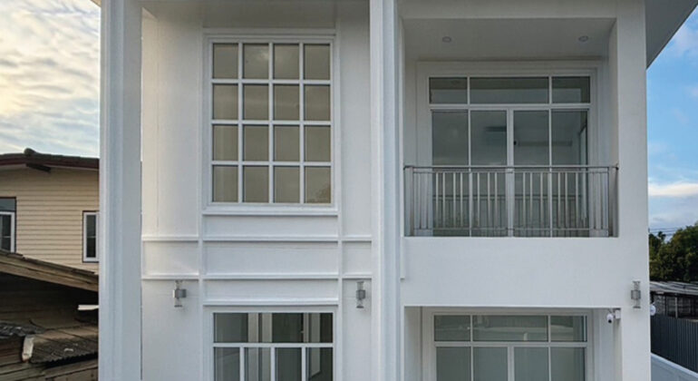 ผลงานสร้างบ้านสไตล์ Modern | Success Home Builder รับสร้างบ้านขอนแก่น อุดรธานี
