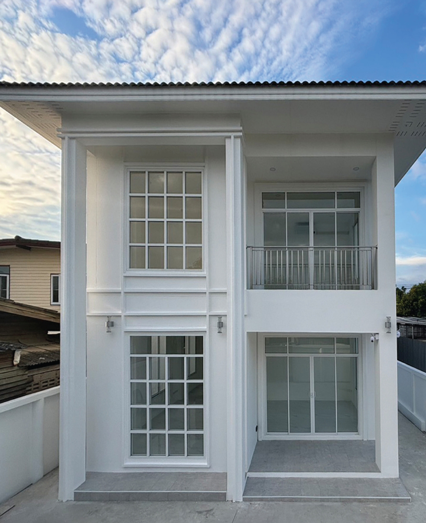 ผลงานสร้างบ้านสไตล์ Modern | Success Home Builder รับสร้างบ้านขอนแก่น อุดรธานี