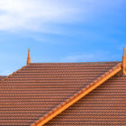หลังคาแบบไหน เหมาะกับบ้านเมืองร้อนของไทย?